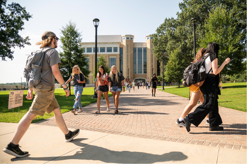 Student Head Count Hits New Peak, with Fall Enrollment Exceeding 14,900