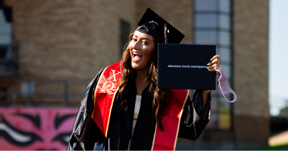 Spring Commencement Scheduled for Saturday, May 8, at Centennial Bank Stadium