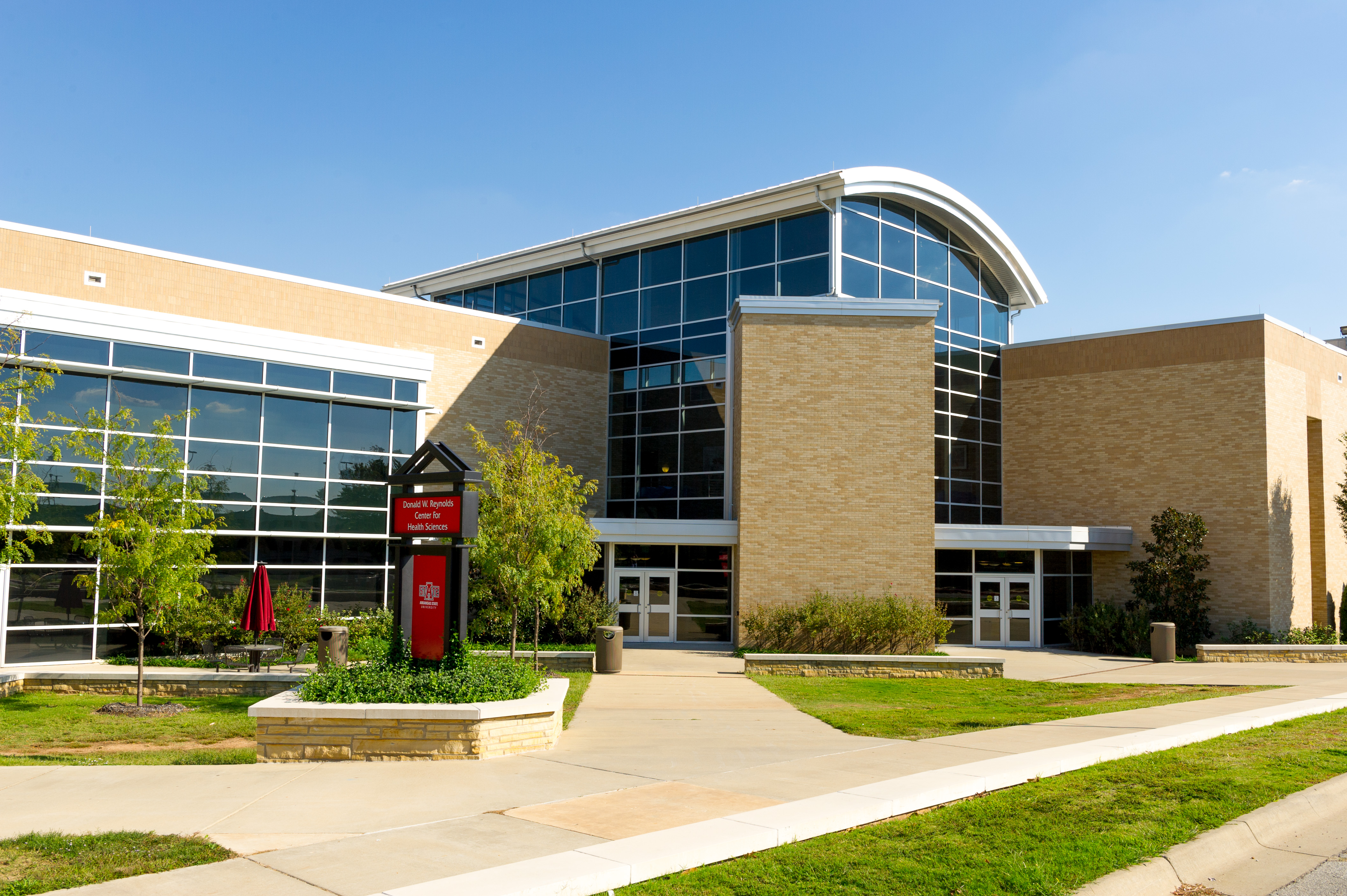 Donald W. Reynolds Center for Health Sciences