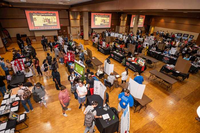 Student Winners Announced for First-Year Academic Expo
