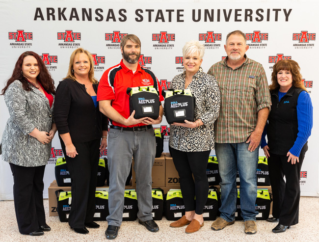 Uekman Foundation Donates AEDs to Arkansas State