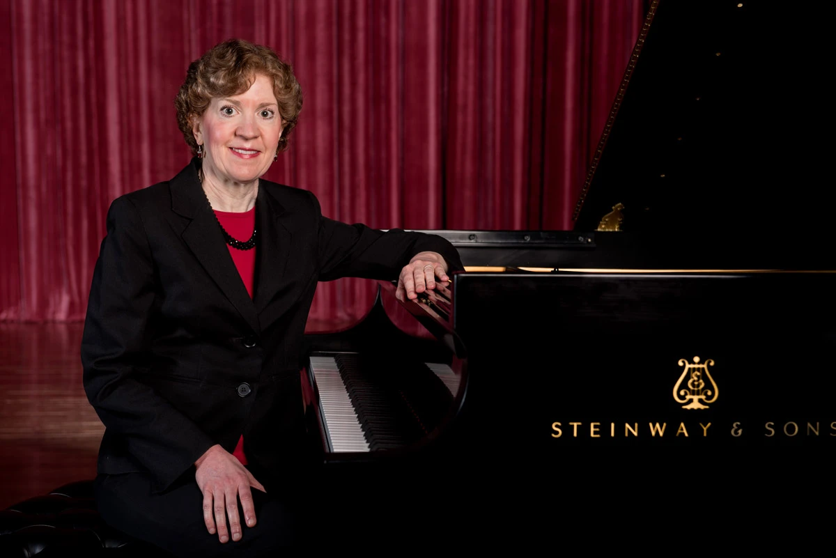 Get to Know the Faculty: Dr. Lauren Schack Clark